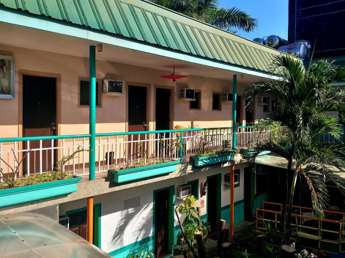Park Vil-La Apartelle Cidade Quezon Exterior foto